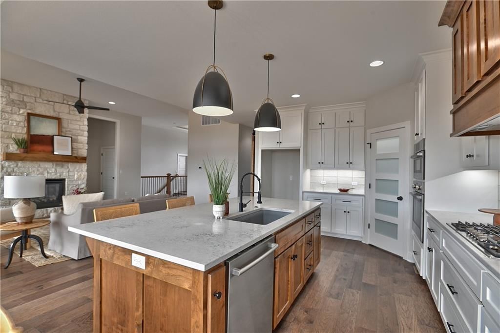 2512 W 179th Street — photo 12