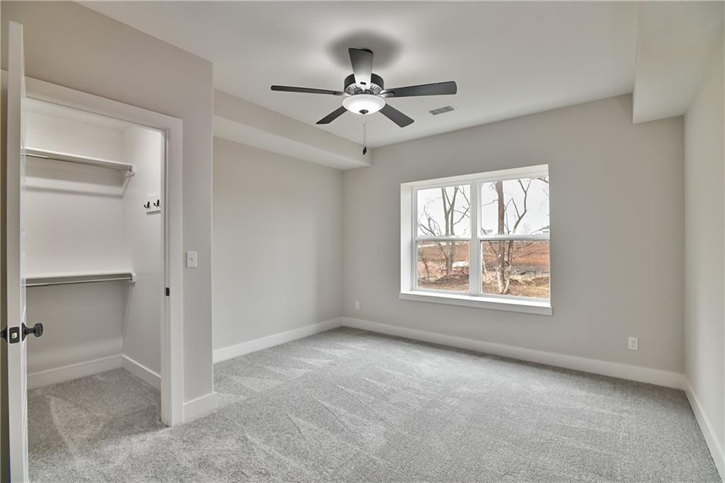 2512 W 179th Street — photo 30