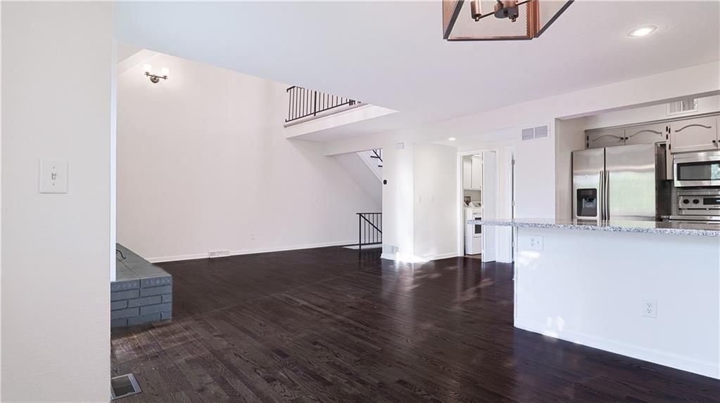 413 Woodbridge Lane — photo 14