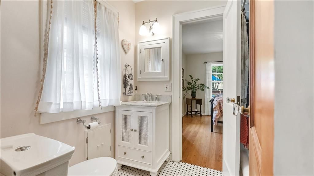 Photo 6 of 26 - 7514 Harrison Street