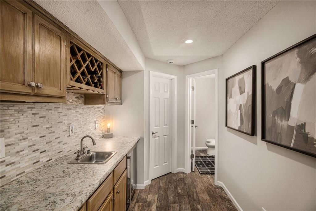 5240 N Main Street — photo 14