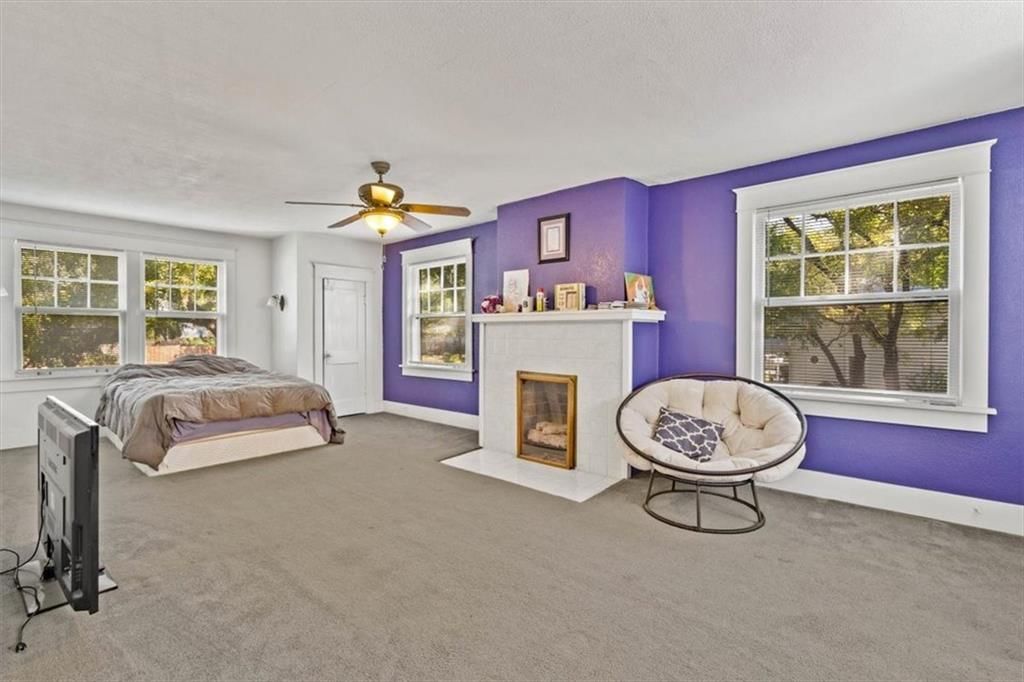 Photo 17 of 36 - 501 E Spruce Street