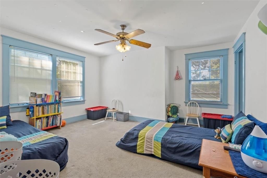 Photo 20 of 36 - 501 E Spruce Street