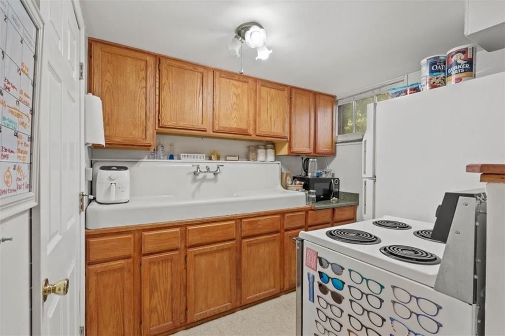 Photo 26 of 36 - 501 E Spruce Street