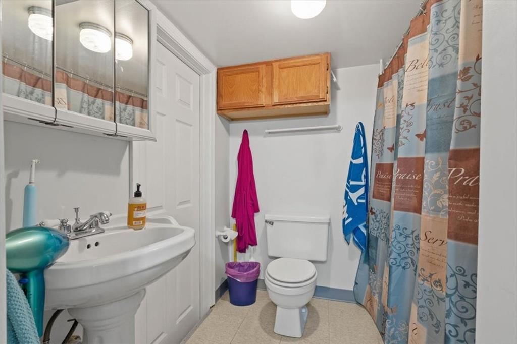Photo 29 of 36 - 501 E Spruce Street