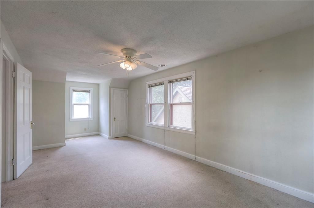 722 E Meyer Boulevard — photo 14