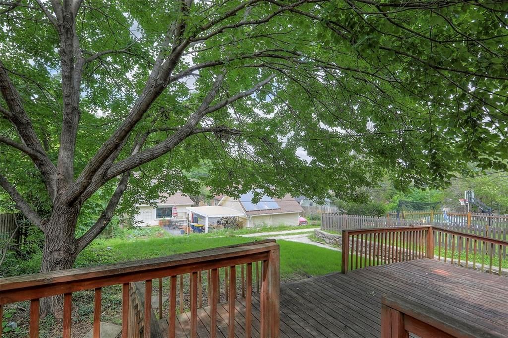 722 E Meyer Boulevard — photo 19