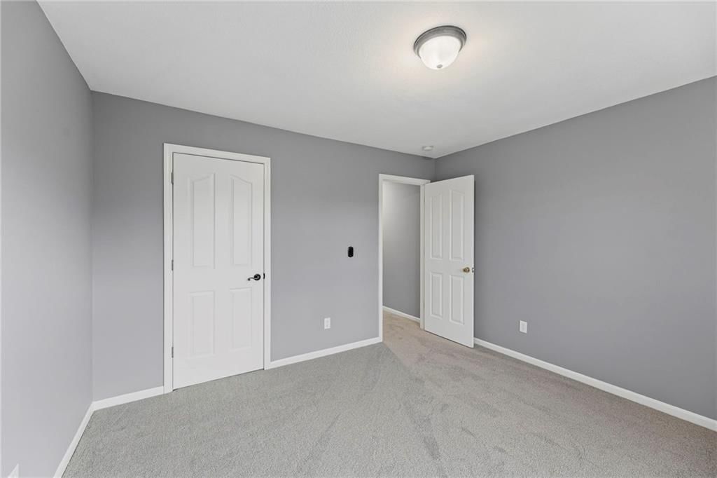 18504 W 153rd Terrace — photo 36