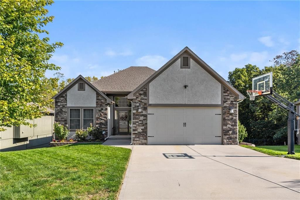485 S 137th Place, Bonner Springs, KS