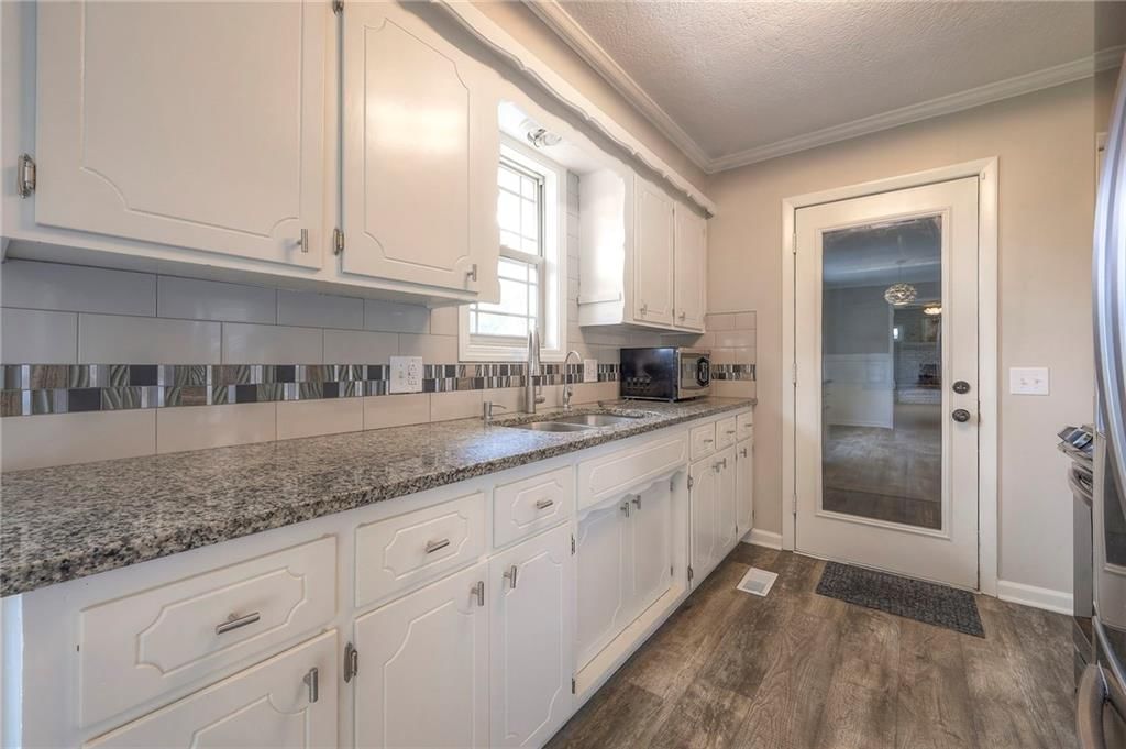 540 E Prairie Street — photo 13