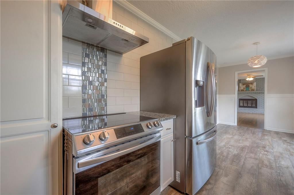 540 E Prairie Street — photo 17