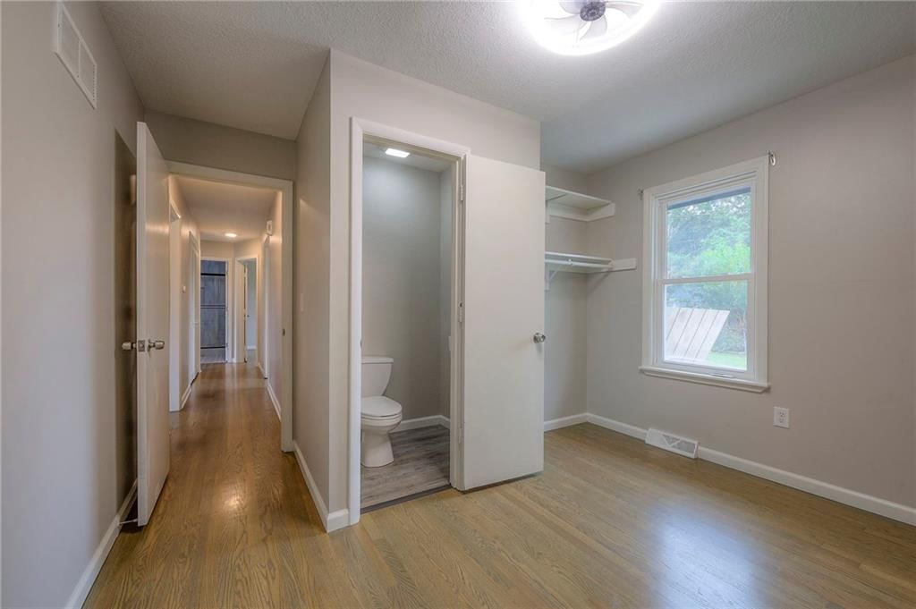 540 E Prairie Street — photo 20