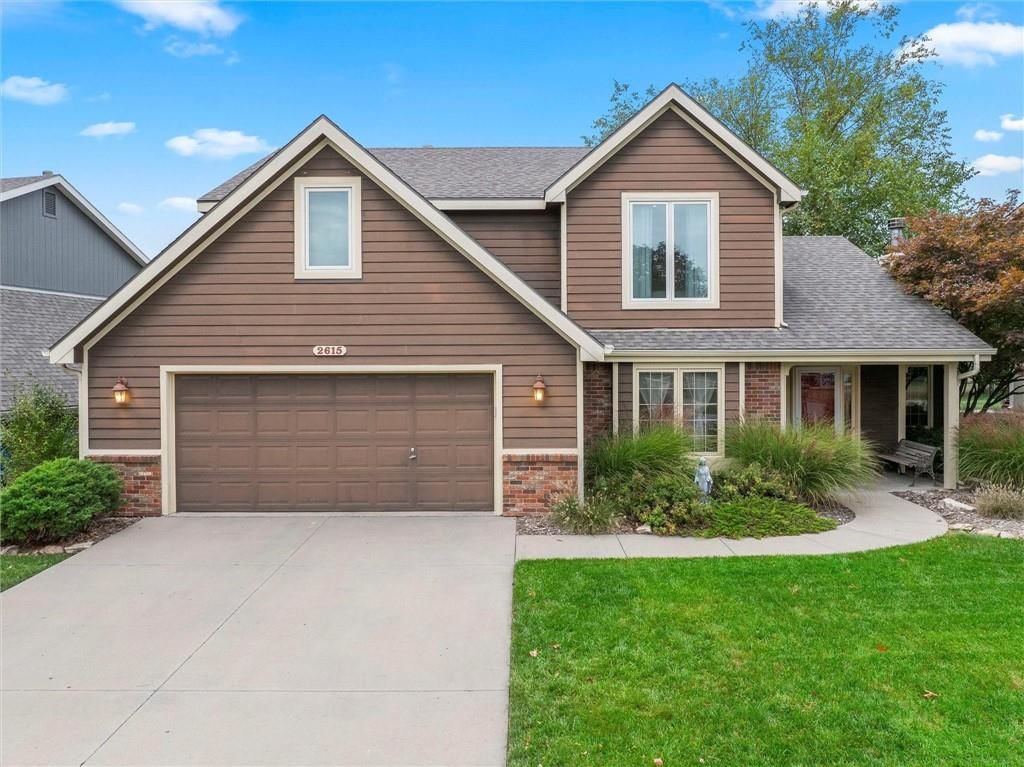 2615 Red Cedar Drive — photo 3
