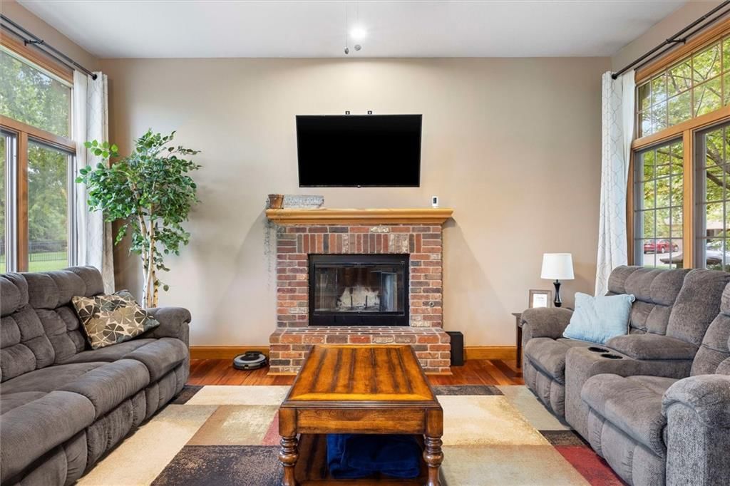 2615 Red Cedar Drive — photo 9