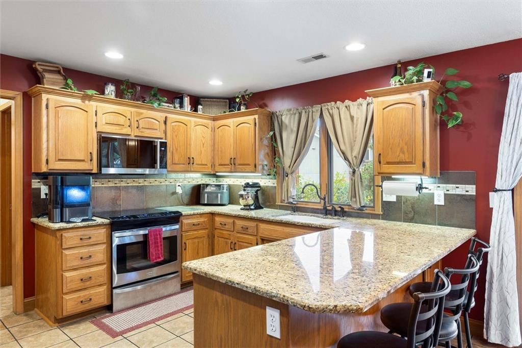 2615 Red Cedar Drive — photo 11