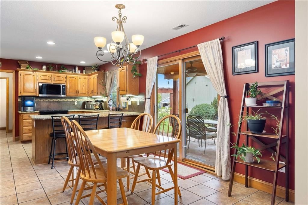 2615 Red Cedar Drive — photo 14