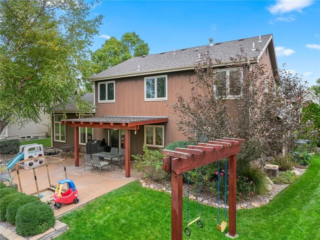 2615 Red Cedar Drive — photo 29