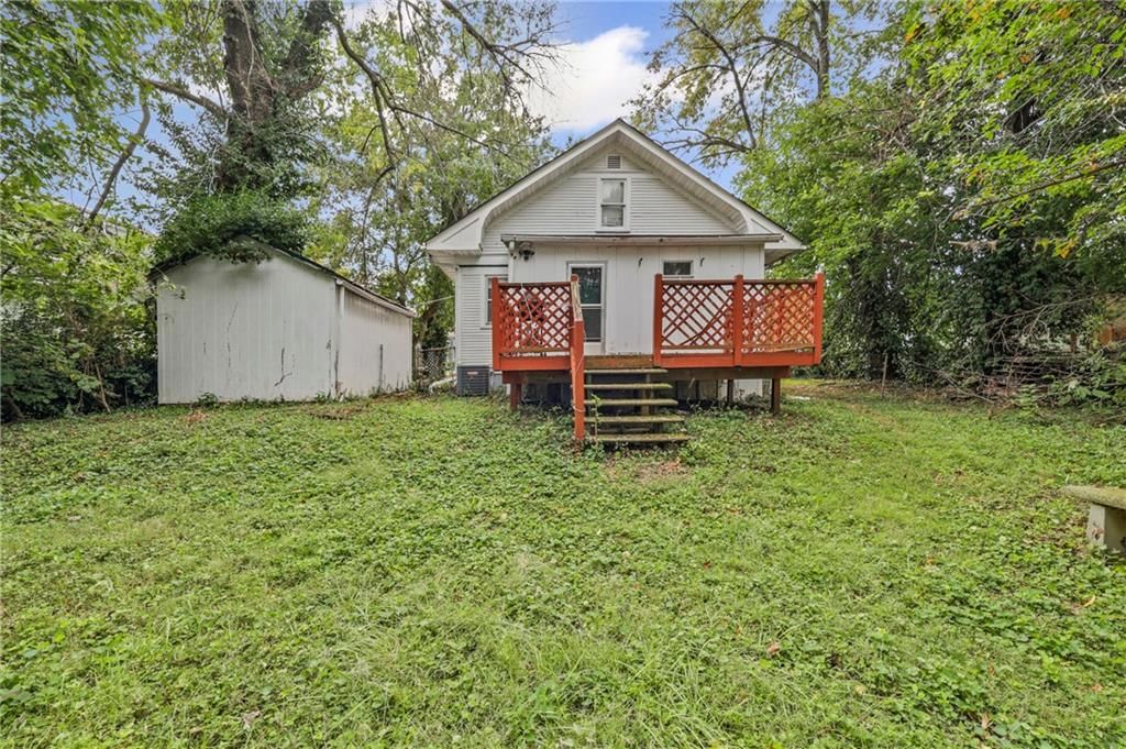 Photo 16 of 17 - 318 E Walnut Street