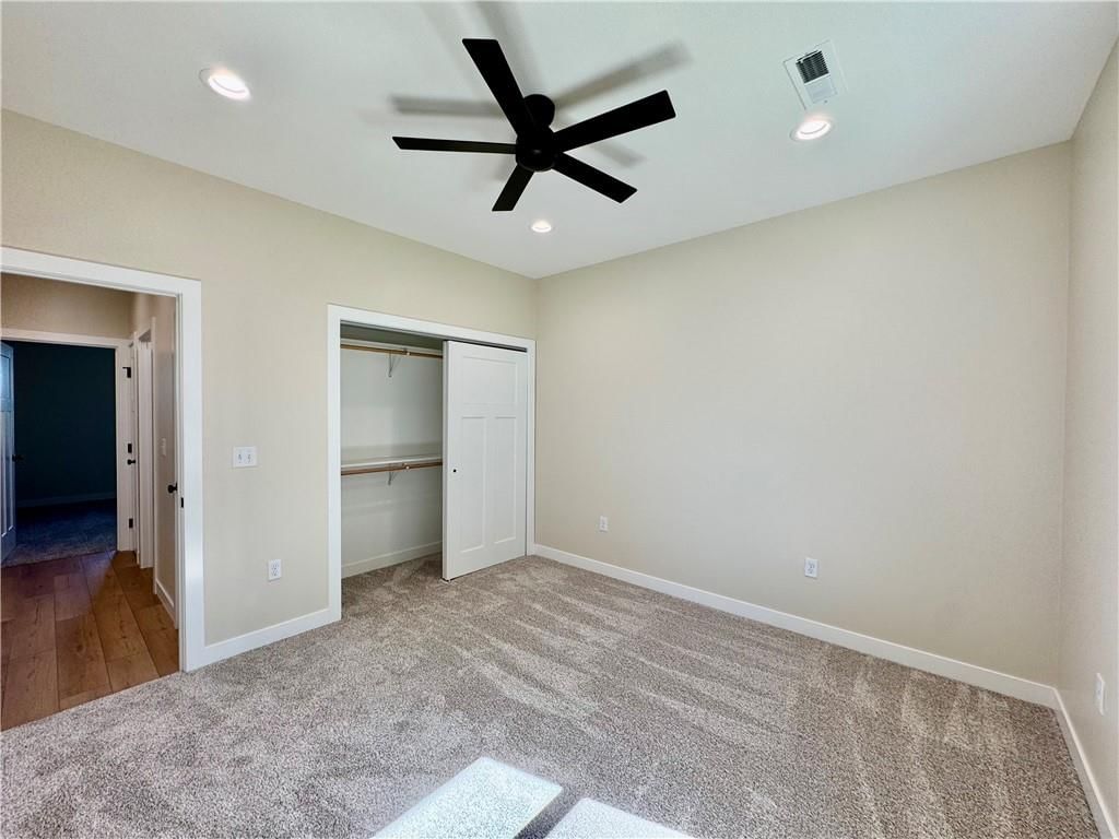 1320 W 19th Street — photo 13