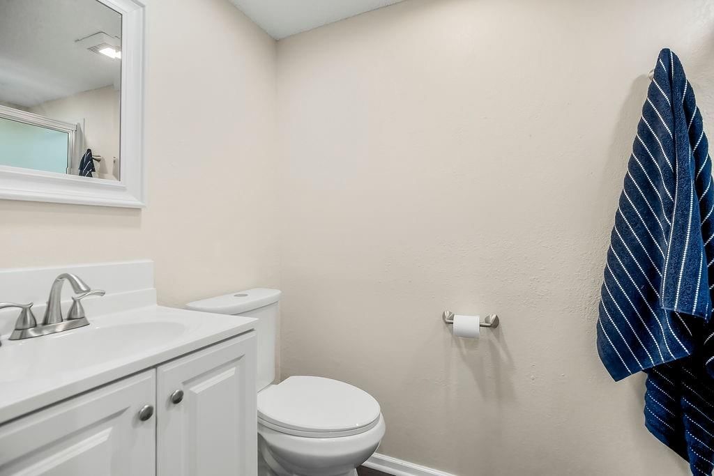 Photo 26 of 33 - 1804 SW CHEROKEE STRIP N/A