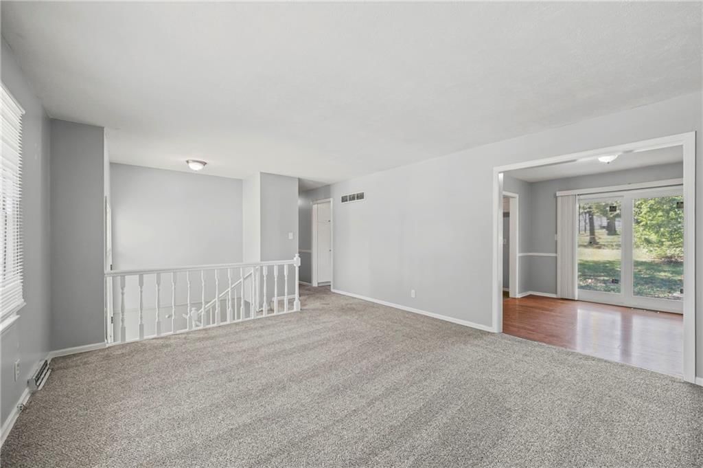 12704 BRISTOL Avenue — photo 5