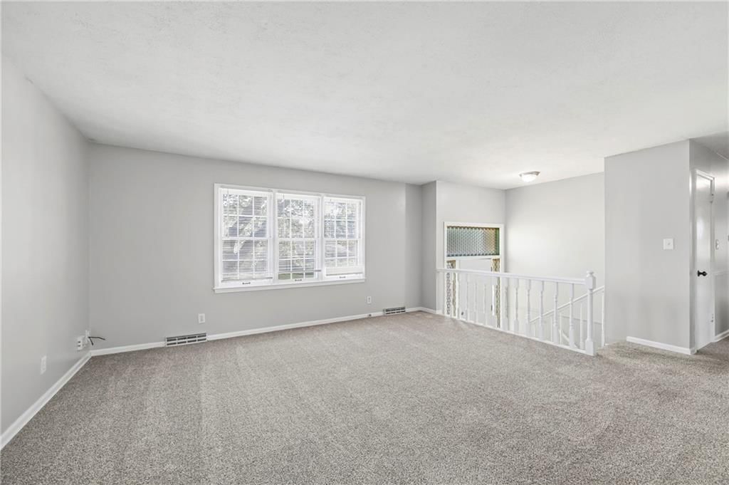 12704 BRISTOL Avenue — photo 6