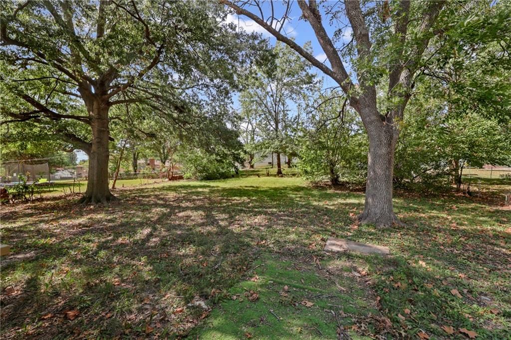 12704 BRISTOL Avenue — photo 27