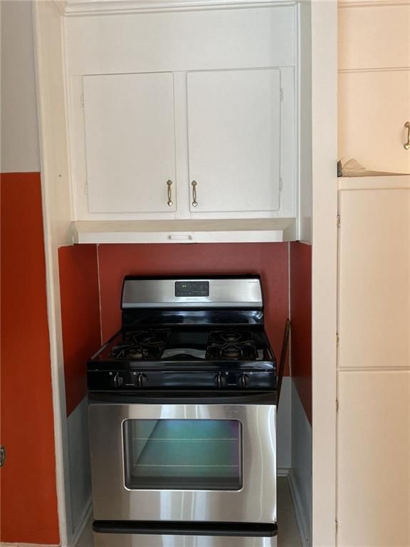 807 NE 46th Street — photo 8