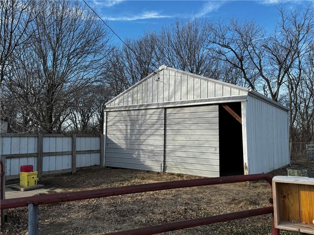 20269 US 275 Highway — photo 51