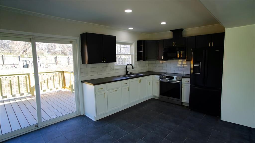 2331 Montgall Avenue — photo 11