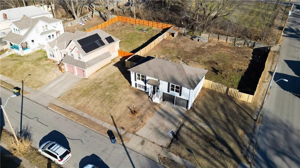 2331 Montgall Avenue — photo 22