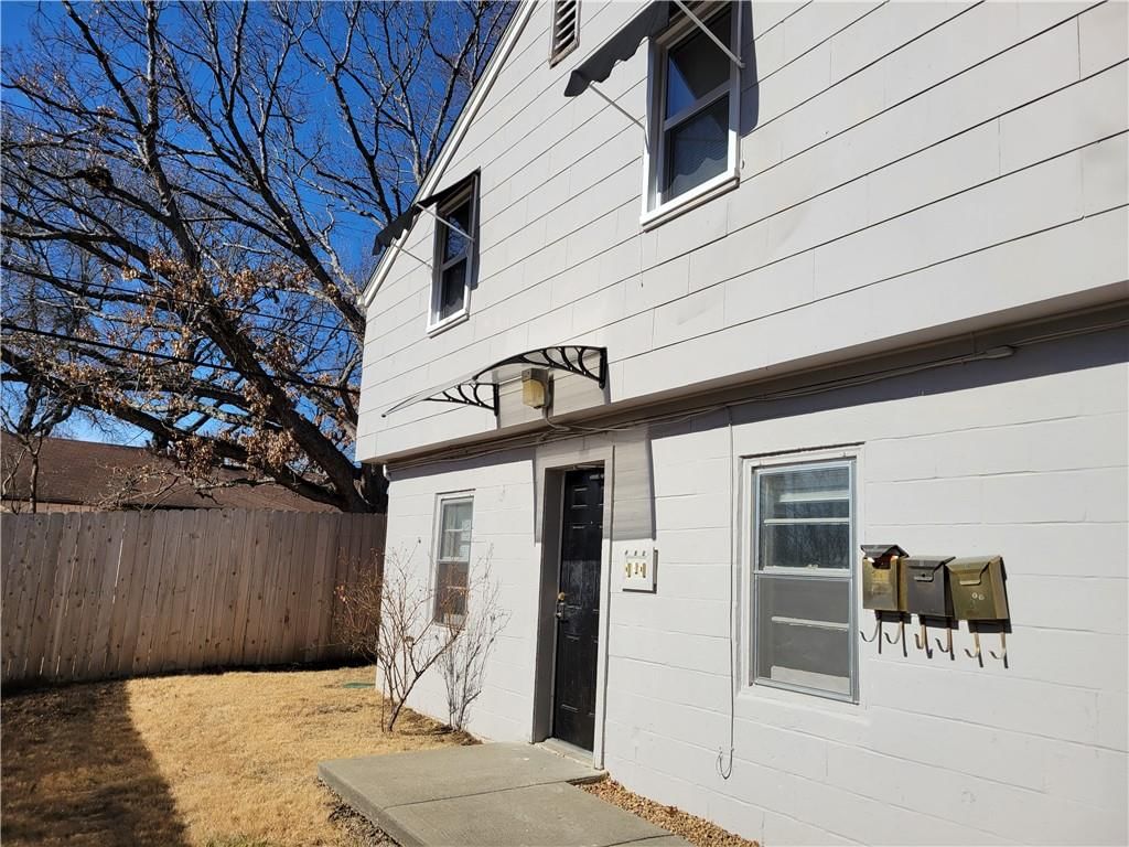 2022 S Hedges Avenue — photo 26