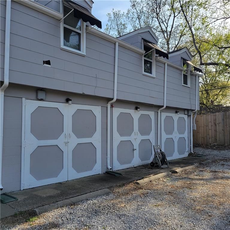 2022 S Hedges Avenue — photo 28
