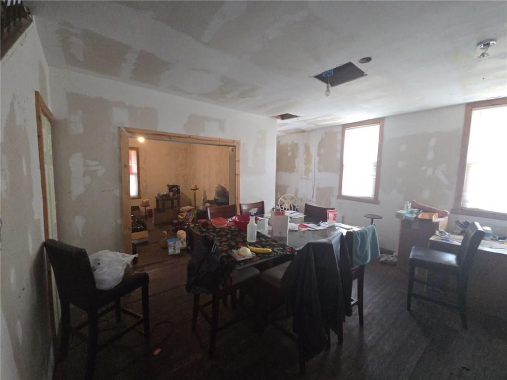 Photo 6 of 11 - 2334 Walrond Avenue