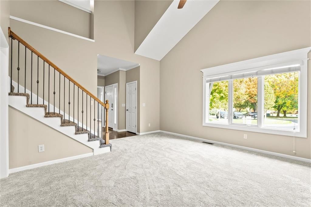 13928 S Summit Street — photo 8