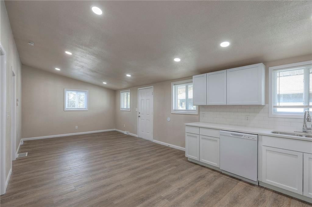 1103 S Crisp Street — photo 6
