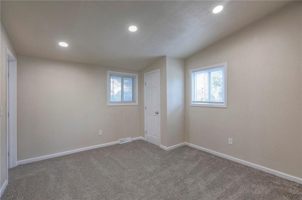 1103 S Crisp Street — photo 9