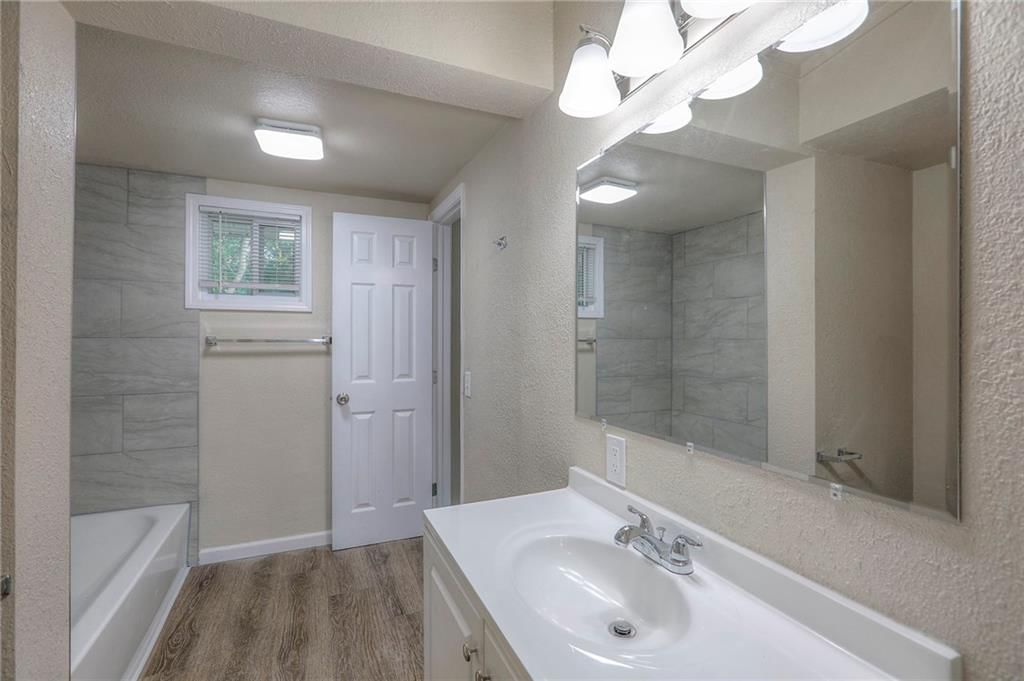 1103 S Crisp Street — photo 15