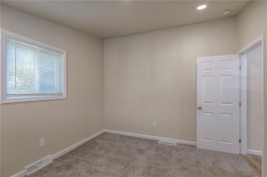 1103 S Crisp Street — photo 19