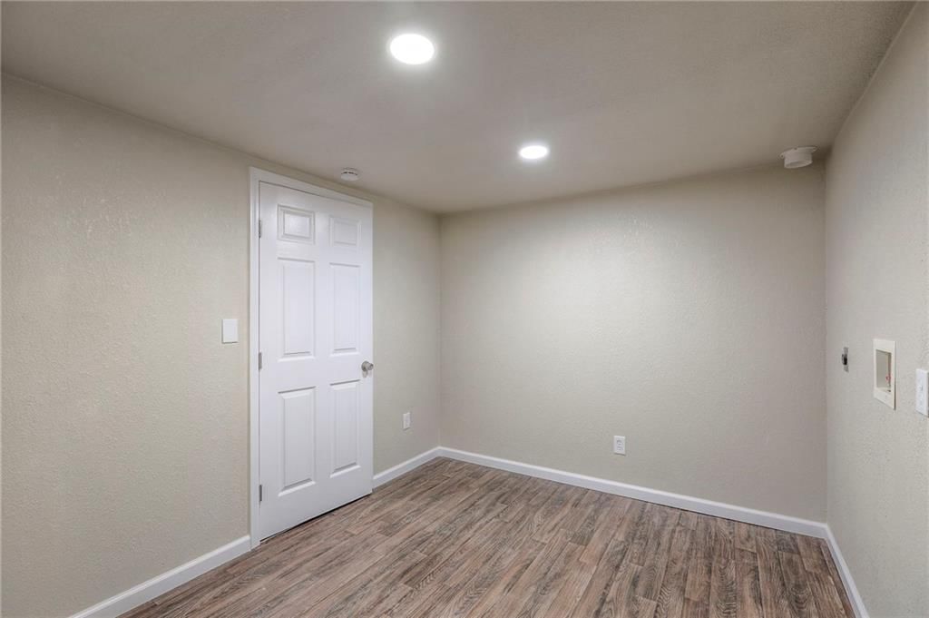 1103 S Crisp Street — photo 24
