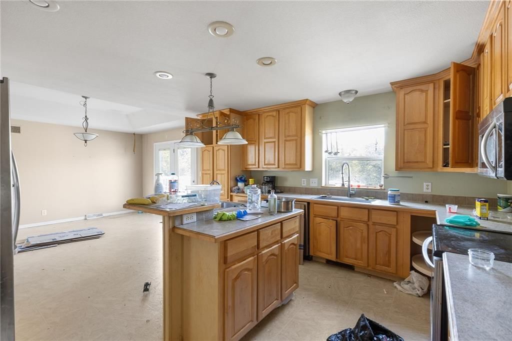 215 NW 415 Road — photo 14