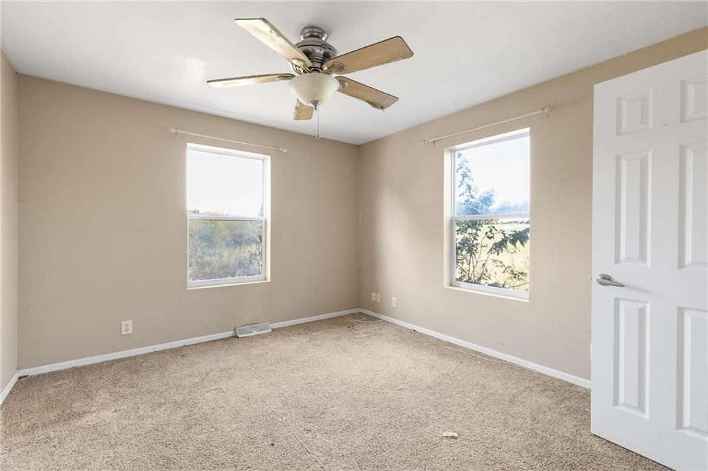 215 NW 415 Road — photo 18