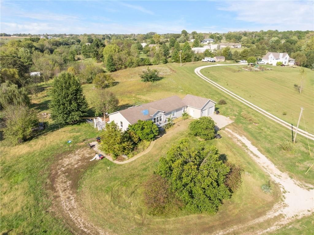 215 NW 415 Road — photo 46