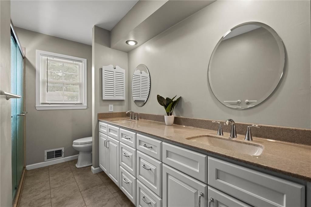 611 Montcrew Street — photo 19