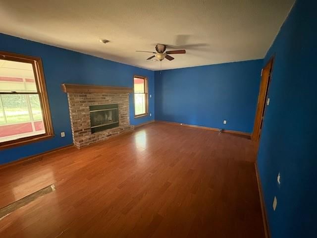 1908 Lesa Place — photo 2