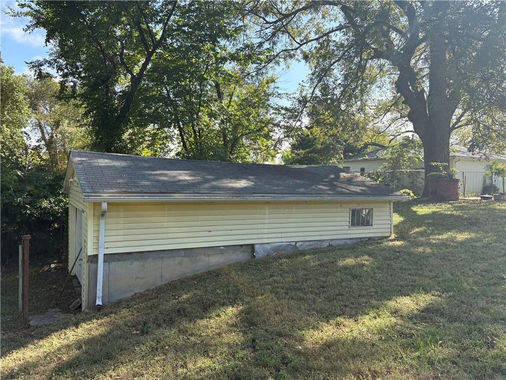 1158 Randolph Street — photo 8