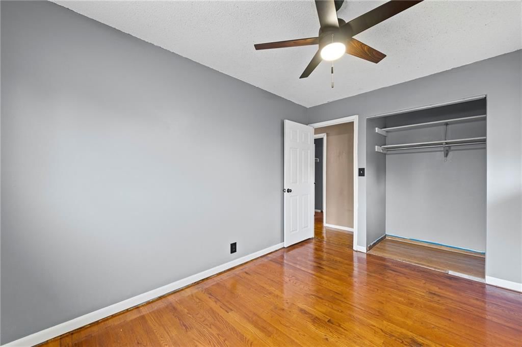 9532 Wallace Avenue — photo 13