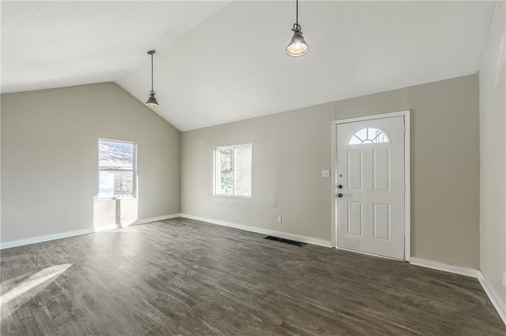 3920 Spruce Avenue, Kansas City, MO