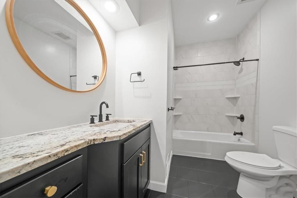 Photo 29 of 41 - 20906 Pebble Lane