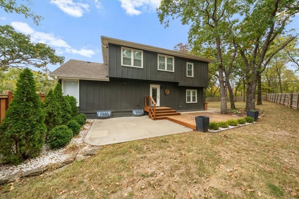 Photo 35 of 41 - 20906 Pebble Lane